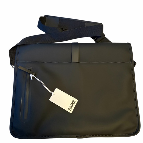 RAINS Messenger Bag - Picture 7 of 9